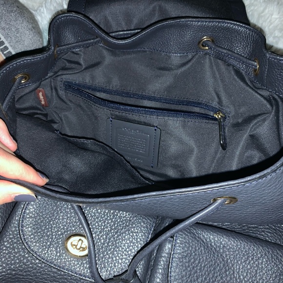Coach backpack - Picture 2 of 3